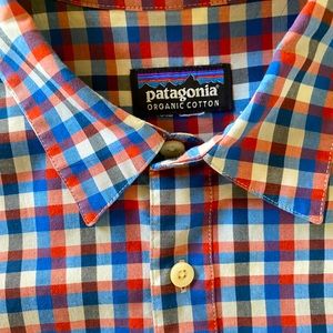 Patagonia Men's Shirt size Medium